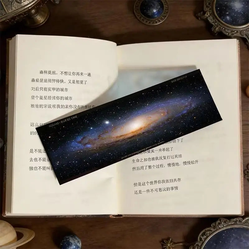 New Galaxy Starry Sky Acrylic Movie Bookmarks, Vintage Romantic Original Film Art, Ideal Gift for Friends Oasis Select