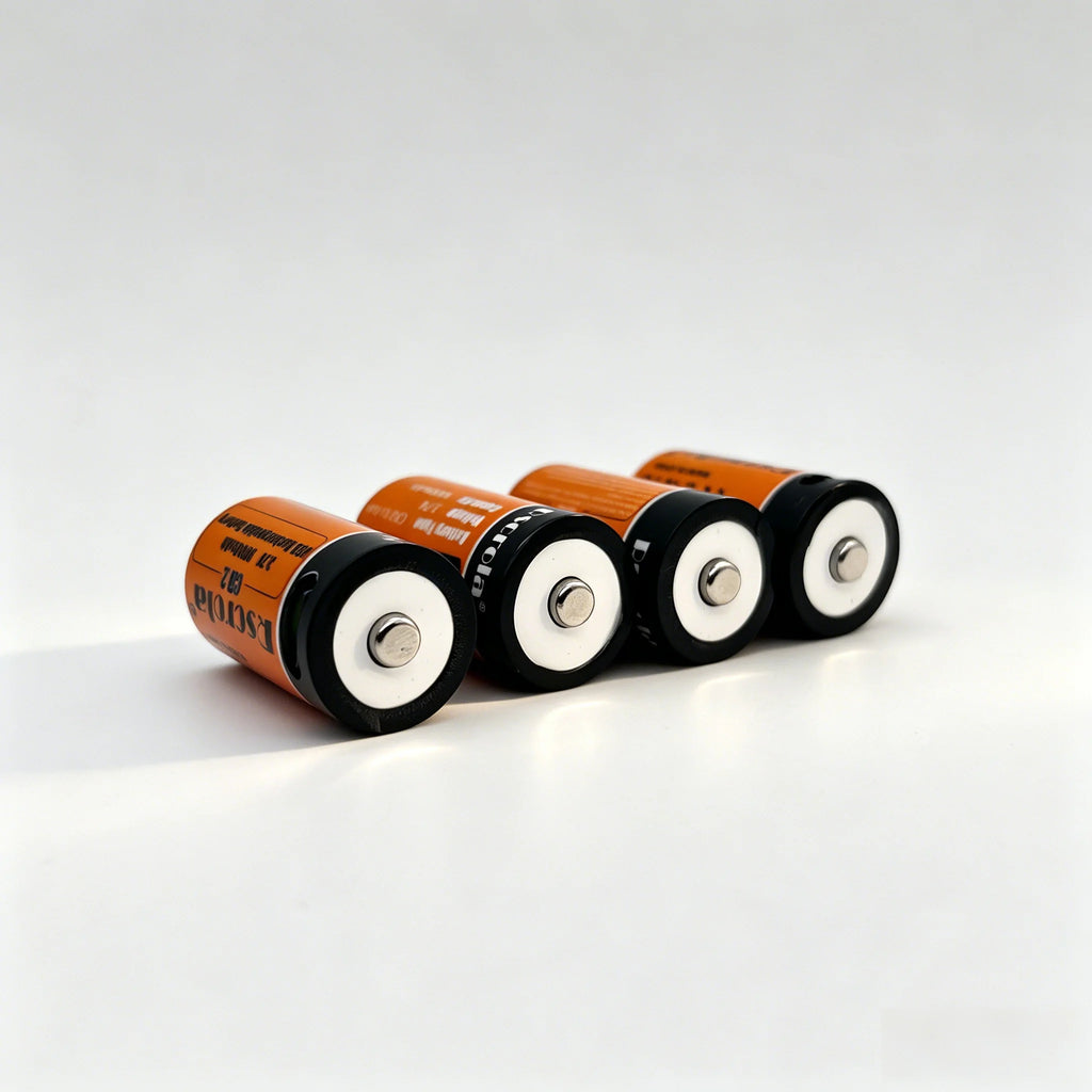HighCapacity 3.7V CR2 15270 Battery USB Direct Charging Lithium Cells for Digital Camera LED Torch Medical Equipment Replace CR2 Oasis Select