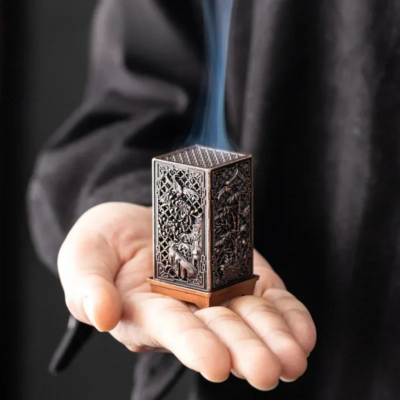 Square Vertical Incense Burner Small Xiangyun Alloy Incense Holder Indoor Aromatherapy Home Ornament Chinese Plum Inense Burners Oasis Select