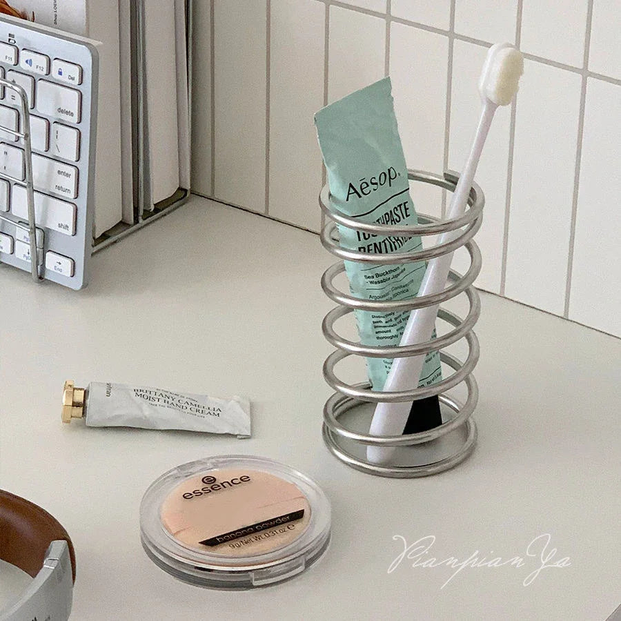 Stainless steel toothbrush holder, industrial style, ins personalized makeup brush storage rack, home decoration, brush holder. Oasis Select