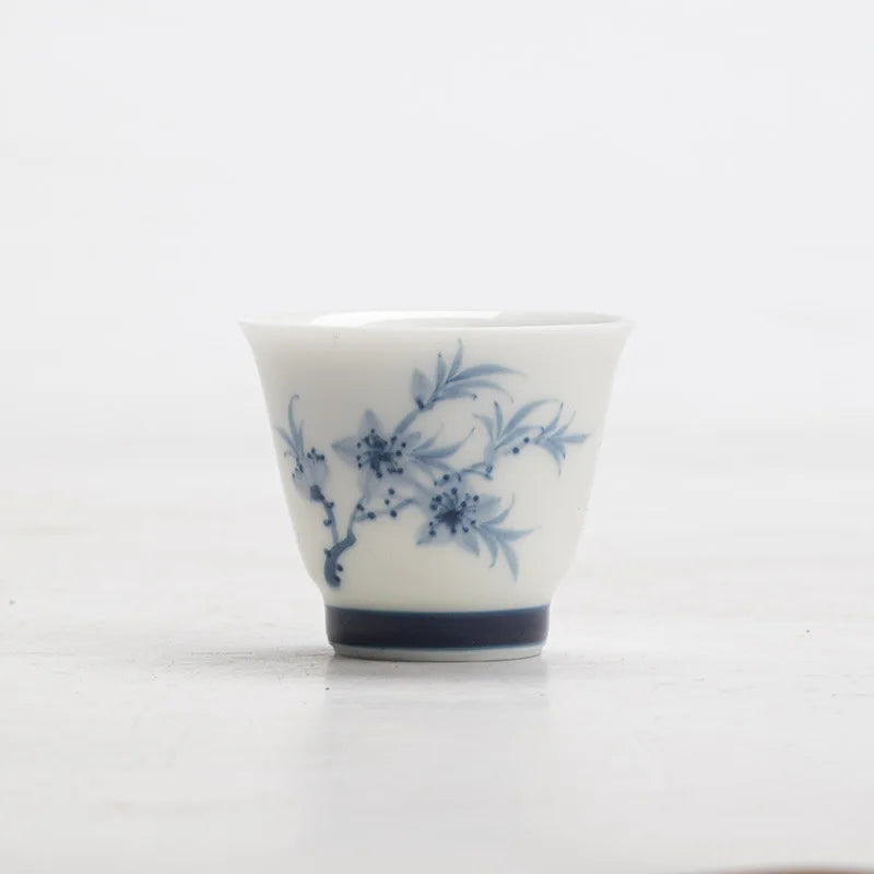 Clay White Porcelain Hand-painted Blue Tea Cup Ceramic Kung Fu Teacup Single Cup Blue And White Cup Oasis Select Tea-Tasting Cup