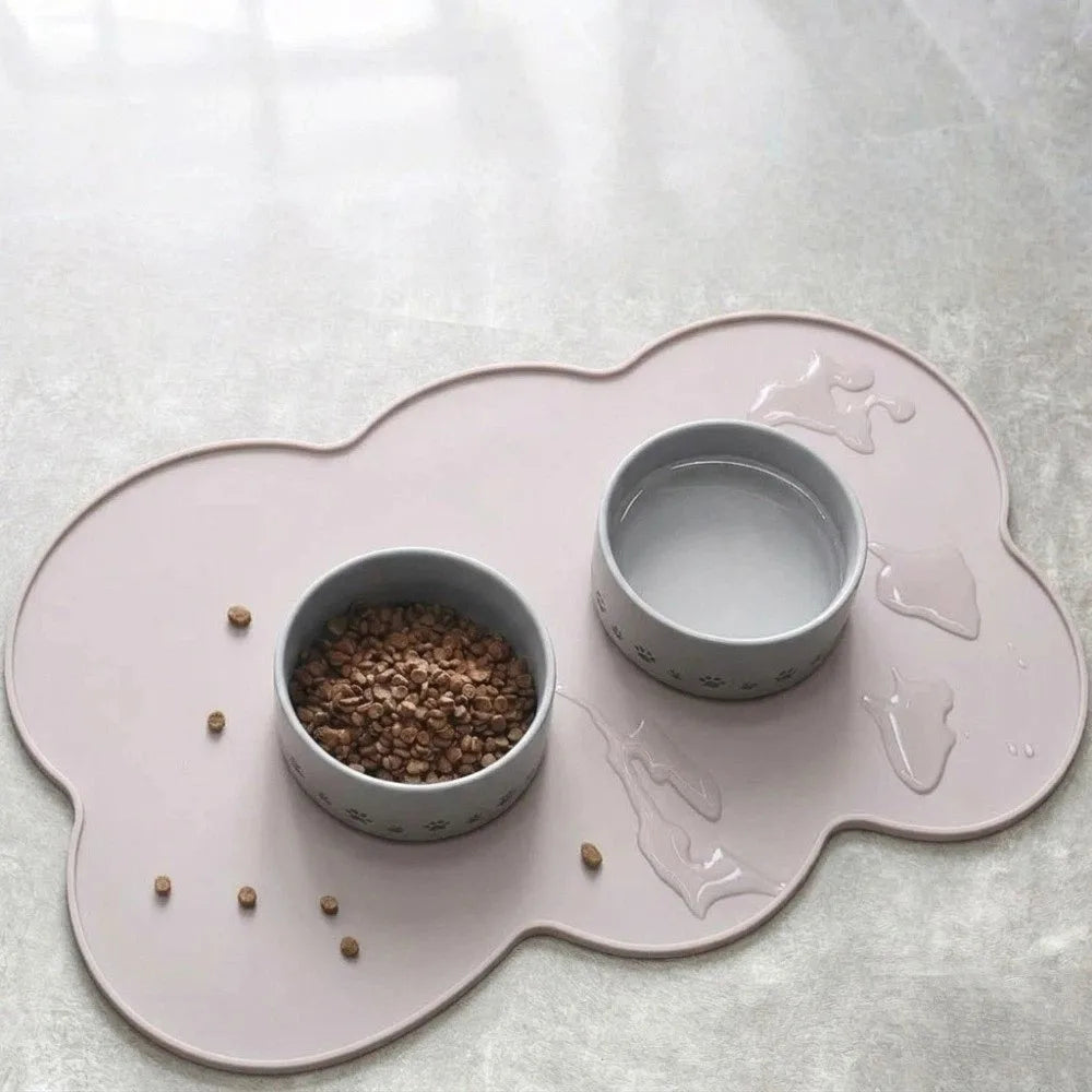 Silicone Pet Feeding Mat – Non-Slip Waterproof Cat & Dog Bowl Pad