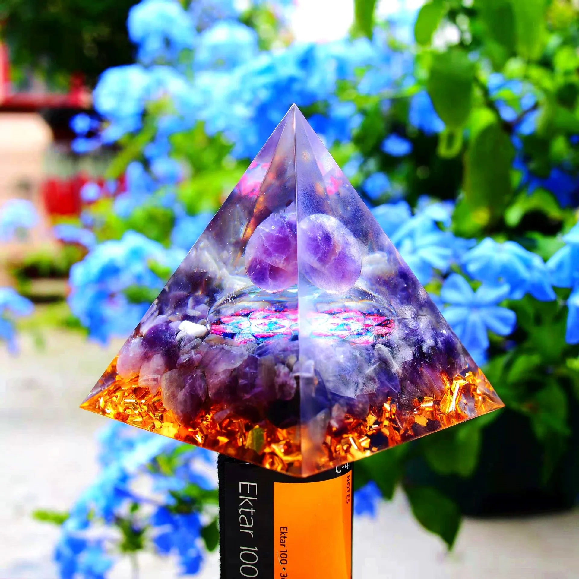 Crystal Pyramid ornaments crushed stone glue dropping resin crafts home and office car decoration products decorations for home Oasis Select 1 60mm x 60mm