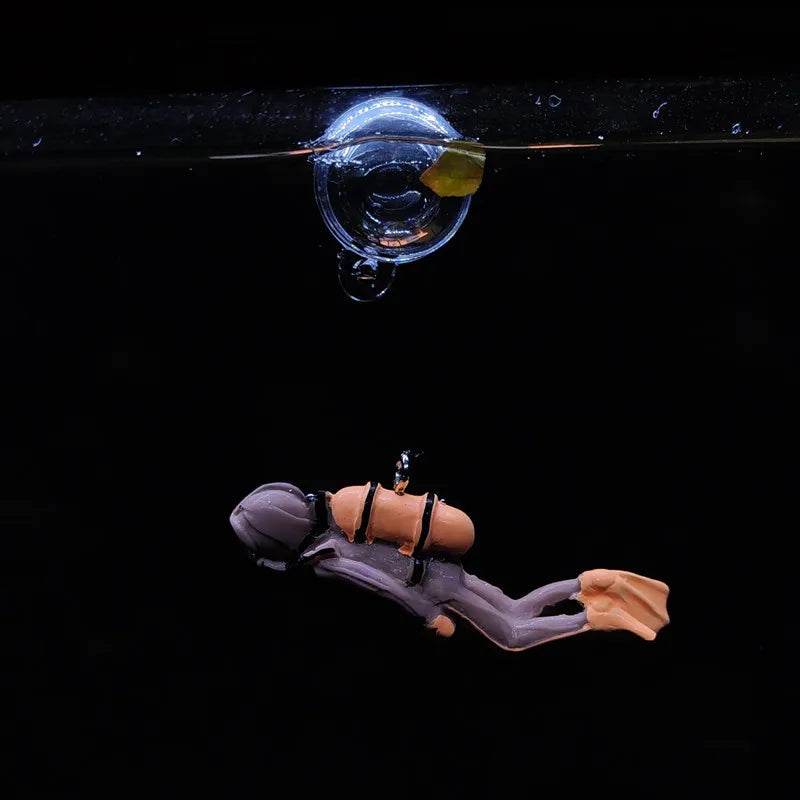 The New Resin Floating Diver Fish Tank Floating Decoration Under The Underwater Scenery Underwater World Small Floating Ball Oasis Select