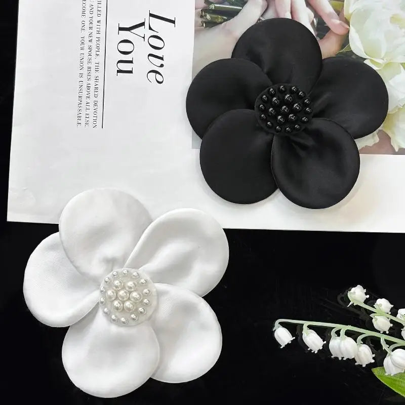 5 Pcs Black White Hand Sewn Colored Ding Cloth With Flower Clothing Patch DIY Clothing Accessories 11CM Oasis Select