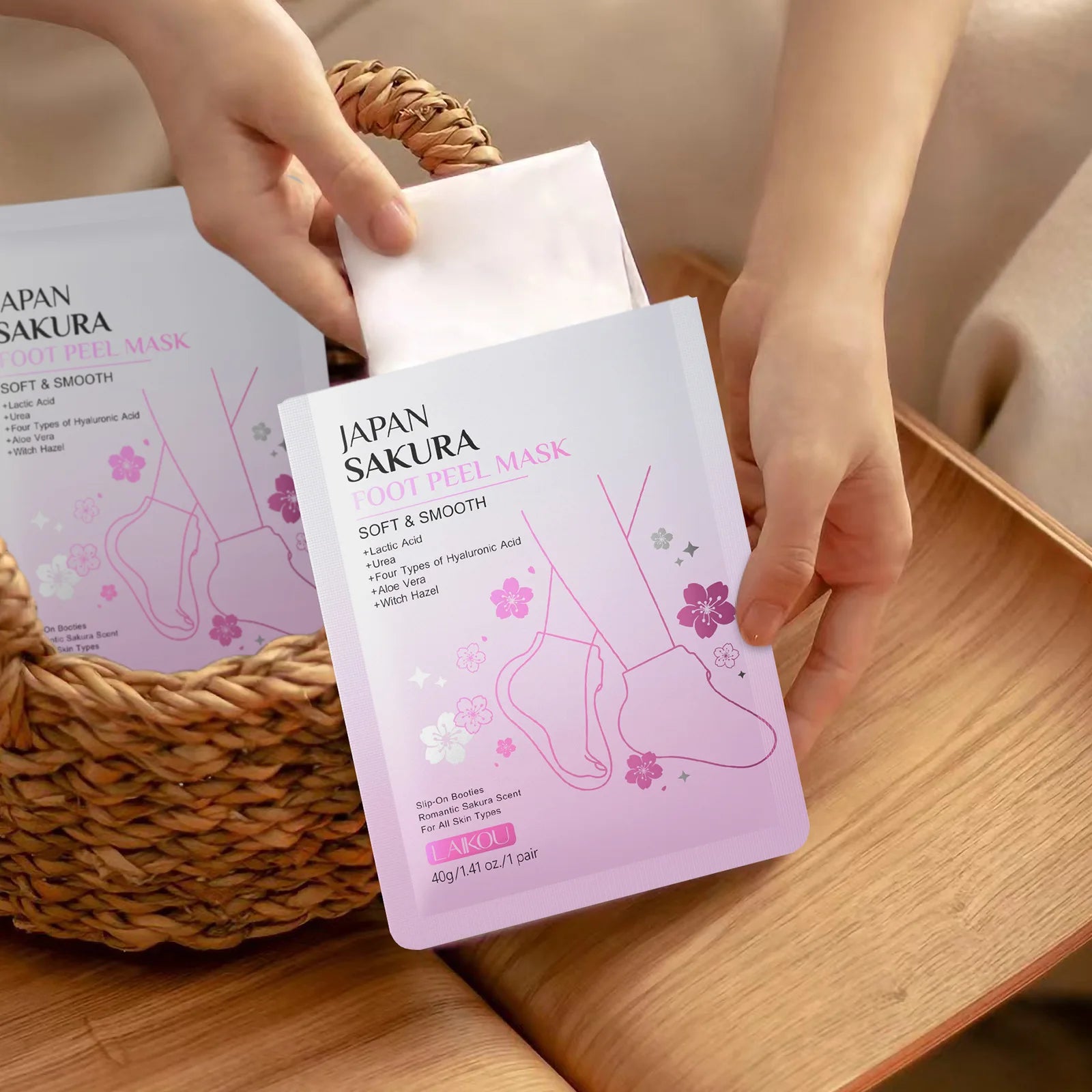 Japanese Cherry Blossom Foot Mask 40g Softening Callus Remover Dead Skin Peel Hydrating Nourishing Foot Care Dry Cracked Heel Oasis Select