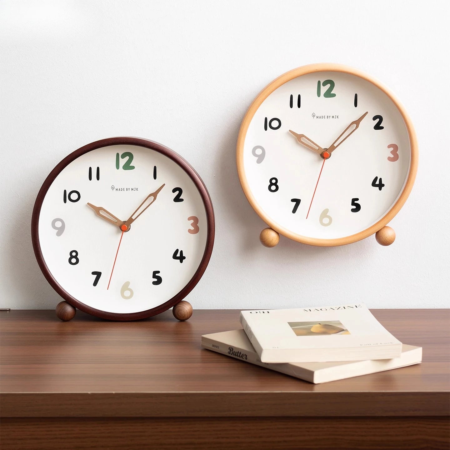 2025 New Creative Countertop Clock Large Solid Wood Clock for Living Room Desktop Decoration Silent Table Clock Oasis Select