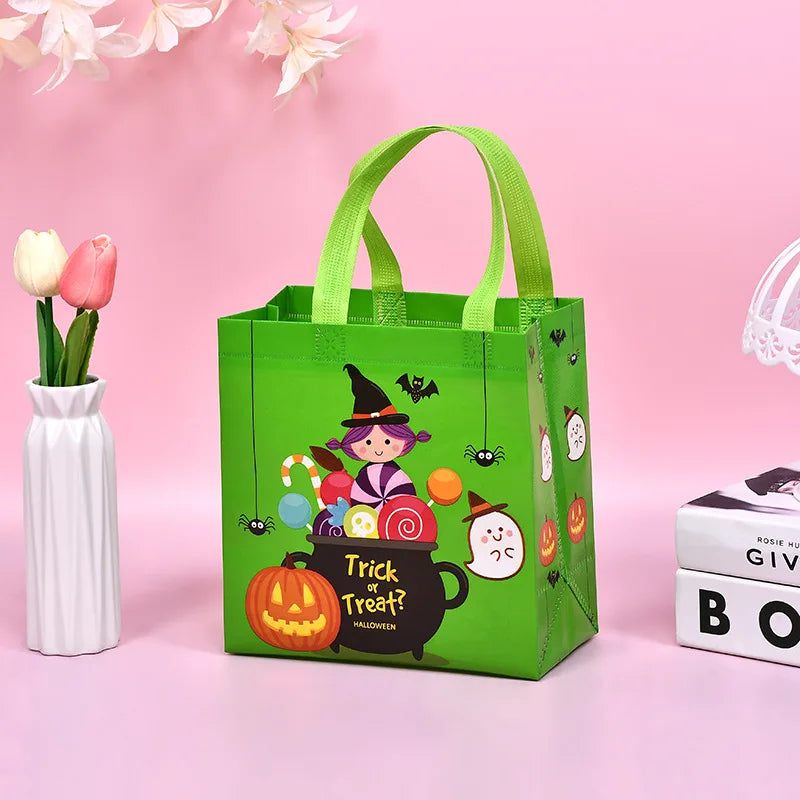 1-60PCS Halloween Candy Gift Bags Halloween Trick or Treat Bags Halloween Tote Bag with Handle Halloween Party Kids Gift Bags Oasis Select Green 22x23x11cm 60PCS