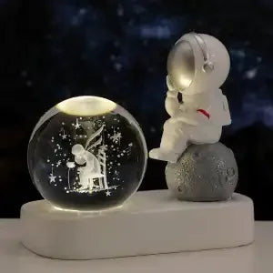 Astronaut Night Light Desktop Small Ornaments Decorative Crystal Ball Birthday Gift for Boys and Girls Decoration Oasis Select Think Prince Rose USB gift packae