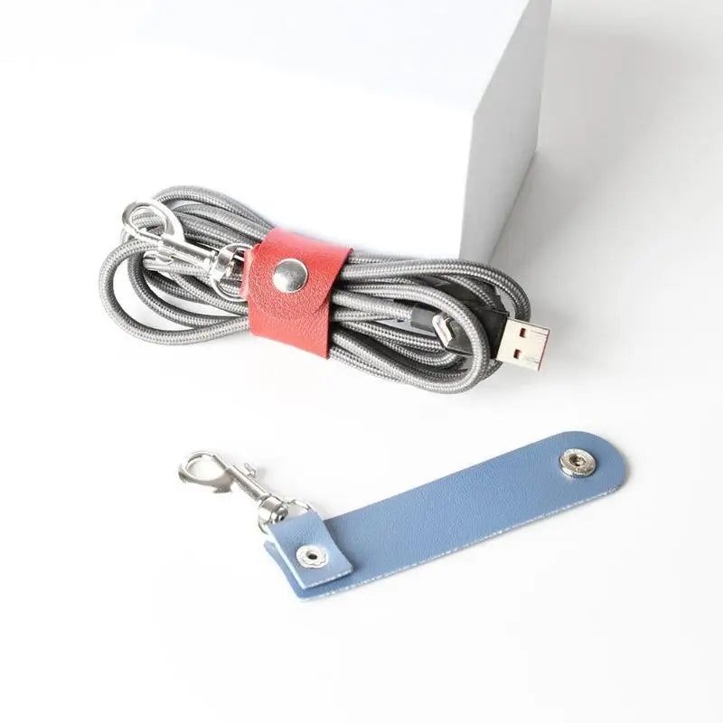 PU Leather Hat Clip with 360° Swivel Hook | Bag Hanger