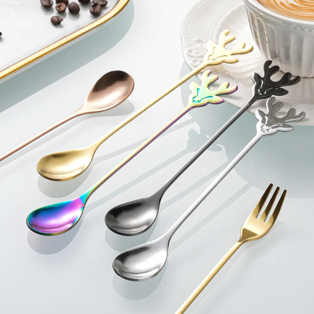 304 Stainless Steel Christmas Reindeer Coffee Spoon Elegant Dessert Stirring Stick for Tea Hot Chocolate Kitchen Bar Tools Oasis Select