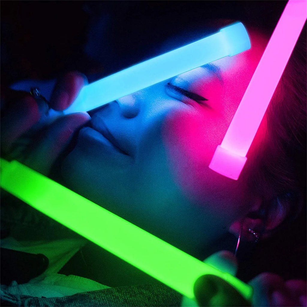 5PCS Ultra Emergency Bright Glow Sticks Camping Hiking Chem Glow Stick Lights for Parties Blackout Storm Ready Use Oasis Select