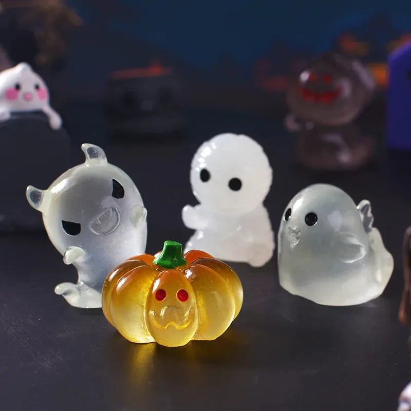 Halloween Miniatures Luminous Garden Figurines Cute Ghost Figurines Glow in The Dark Resin Figures Micro Miniature Statue Outdoo Oasis Select