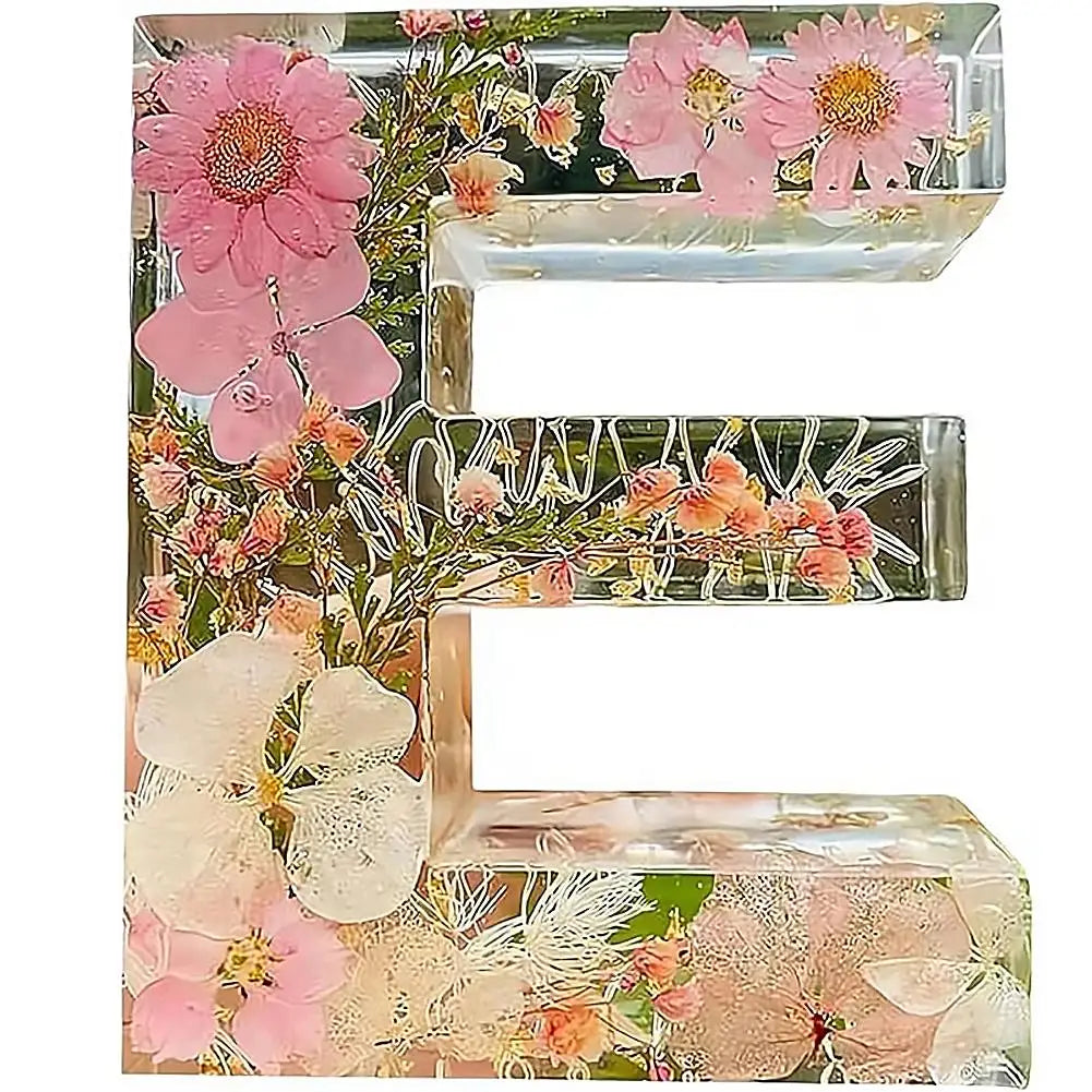 Floral Resin LED Letter Light – Dried Flower Night Lamp
