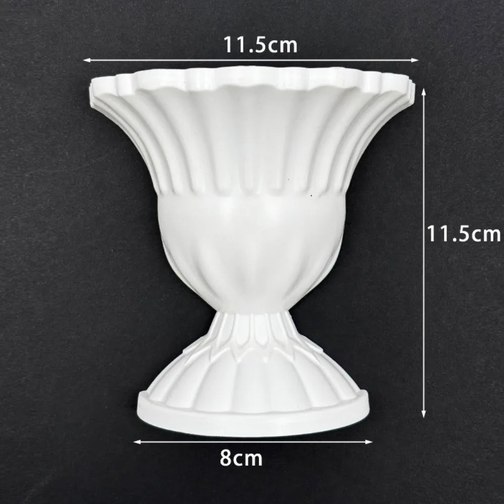 French Oil Painting Half Wall Vase – White Floral Décor