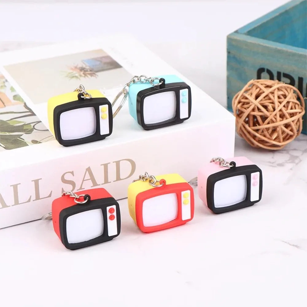 Creative Retro Television Keychain Miniature Television Tv Model Toy Creative Children Toy Keychain Pendant Oasis Select