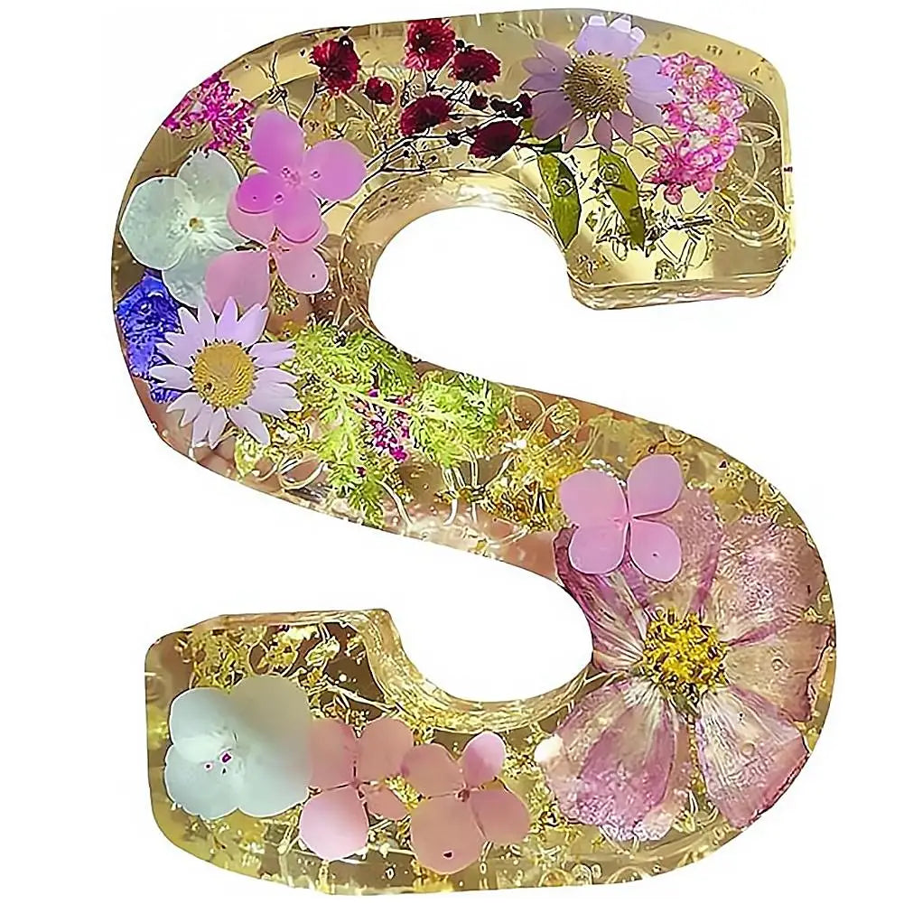 Floral Resin LED Letter Light – Dried Flower Night Lamp