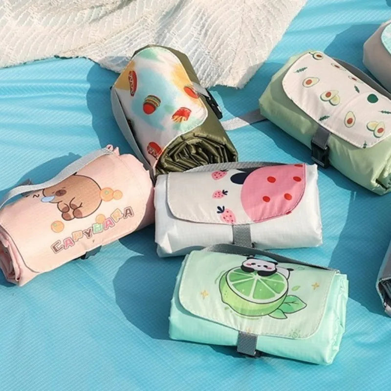 1pcs Lightweight Mini Pocket Picnic Mat Sand Proof Beach Blanket Waterproof Outdoor Camping Picnic Pad for Travel Picnic Oasis Select