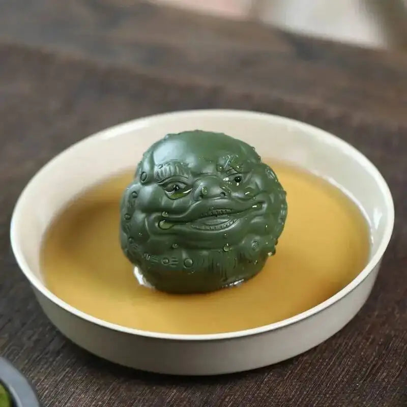 Zisha Tea Pet Pixiu Wealth-attracting Small Ornament Green Clay Handheld Play Ball Lion Sculpture Tea play Oasis Select