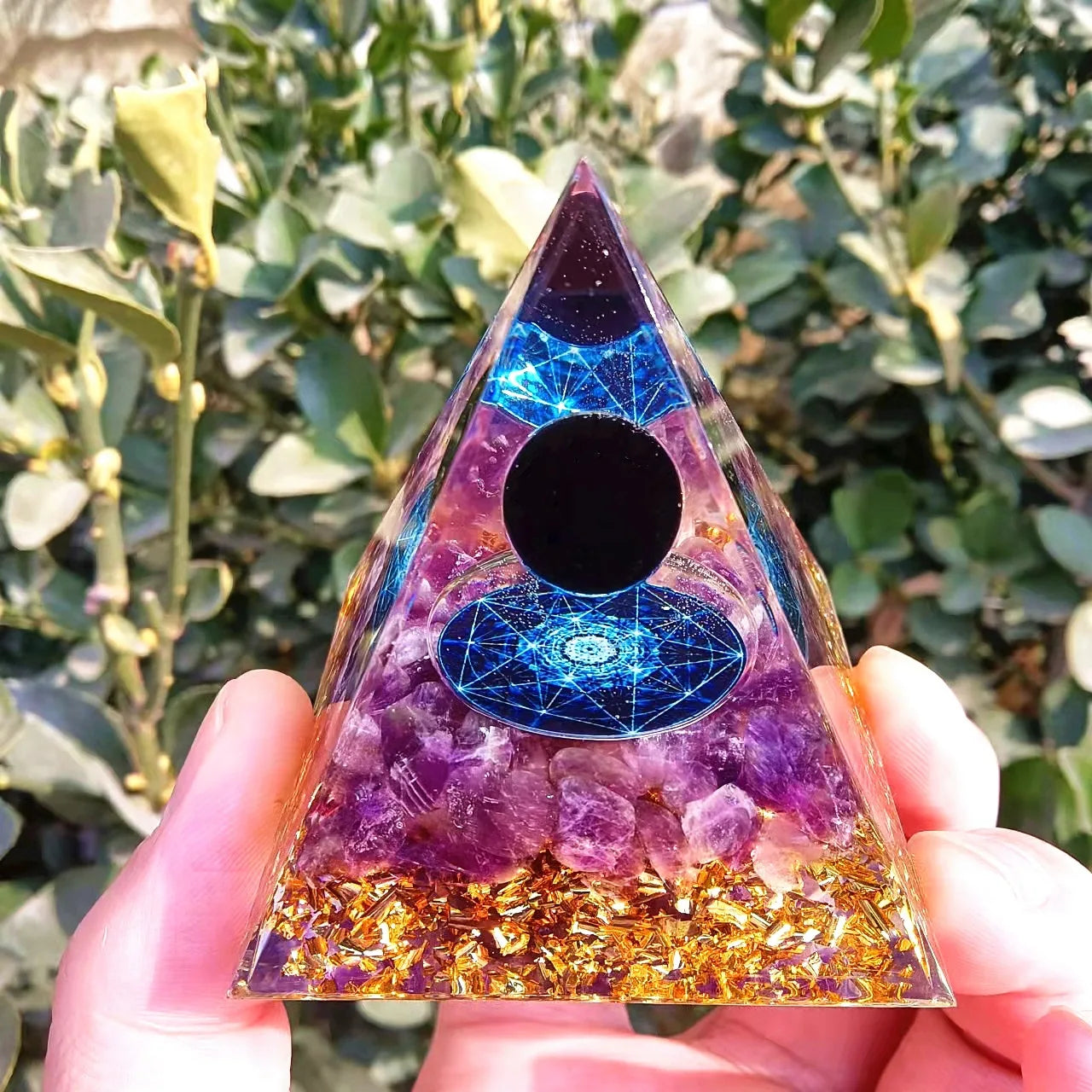 Crystal Pyramid Ornaments Crushed Stone Glue Dropping Resin Crafts