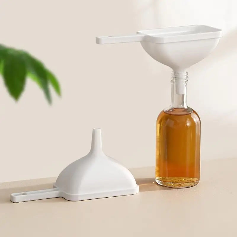 Kitchen Food Grade Material Funnel For Convenient Refueling Plastic For Household Oil Leakage Large-diameter Oil Pouring Funnel Oasis Select