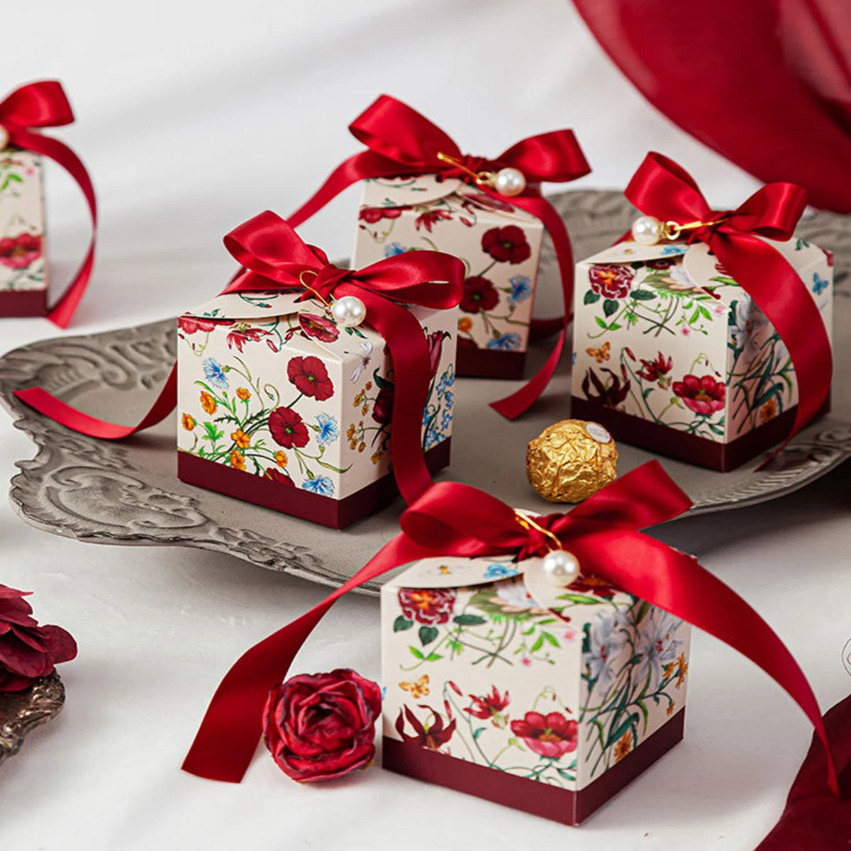 24/12pcs, Deluxe Flower Candy Box, Wedding Candy Box, 2.75x2.75in, Chocolate, Engagement, Party, Party, Christmas Halloween Oasis Select