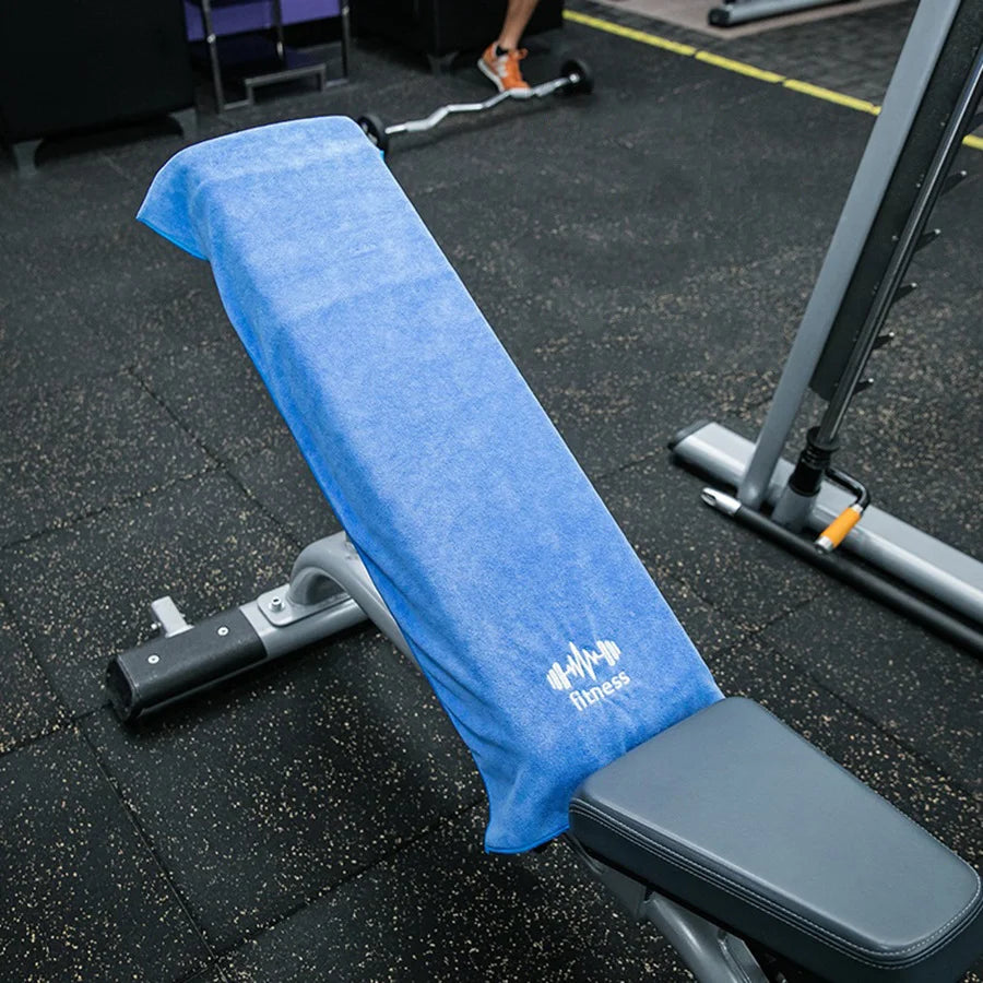 Super absorbent sports towel suitable for men and women - embroidered, quick drying fitness towel with sleeve cover Oasis Select Blue 40x95cm