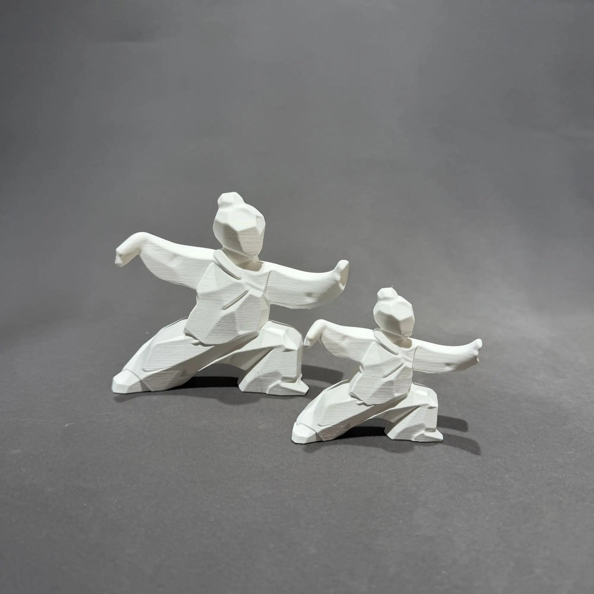 Martial person Art Figurines Set plastic Home fish tank Bonsai Desktop Ornament Kung Fu Pose Statue Figurine Tabletop Decor Gift Oasis Select