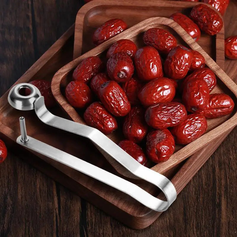 SU Stainless Steel Cherry Seed Remover Cutter Kitchen Gadgets Vegetable Tool Apples Red Dates Corers Twist Fruit Core Remove Pit Oasis Select