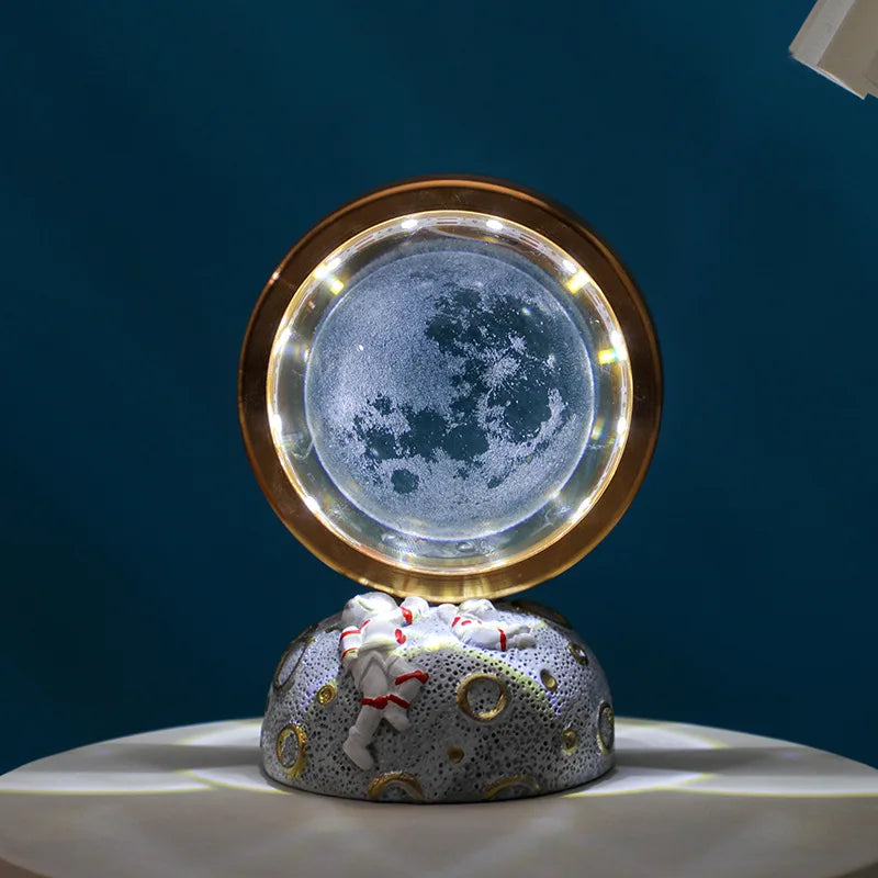 Astronaut 3d Engraved Crystal Ball, Rotatable Night Light, Creative Astronaut Office Desk Ornament, Festival Gift Oasis Select Moon 10x6.5x6.5cm USB