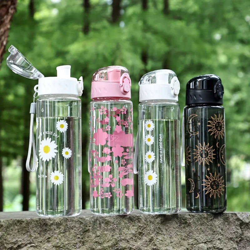 600ml Summer Daisy Plastic Straw Water Bottle, Leakproof Portable Drinking Cup for Outdoor Camping Clear Reusable Mug Ideal Gift Oasis Select