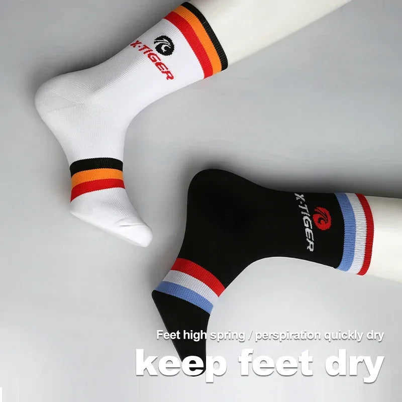X-TIGER Cycling Sports Socks Black White Bicycle Socks for Men Women Outdoor Wear-Resistant Professional Racing Running Socks Oasis Select