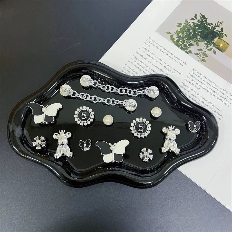 Fashionable shoe accessory set, decorative shoe chain buckle, removable, suitable for sandals and flip-flops. Oasis Select CJ-002