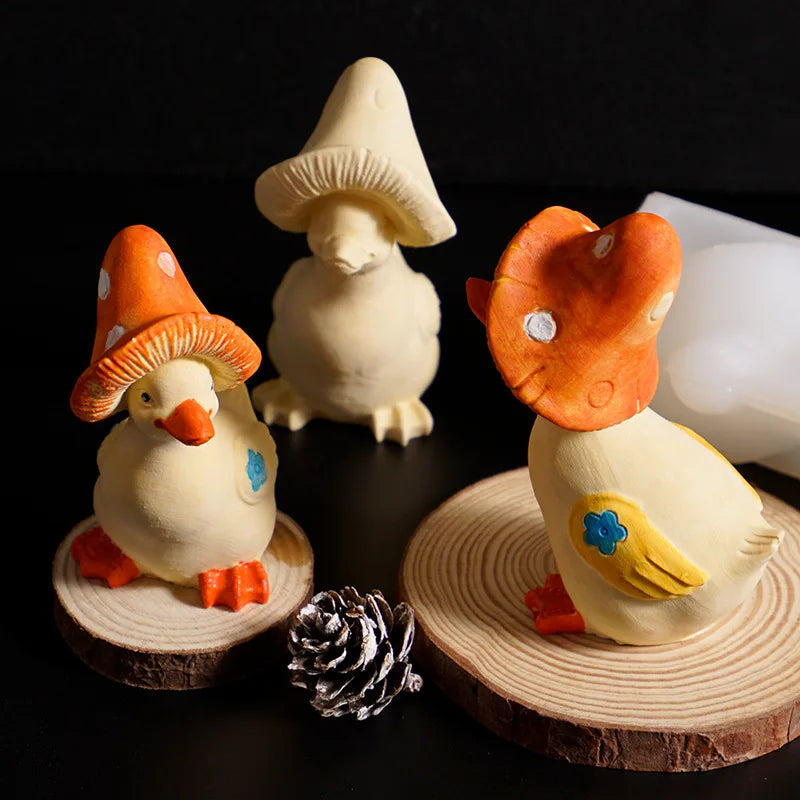 Mould Garden Decorative Plaster Ornament Mold Cartoon Mushroom Hat Duck Candle Irregular Display Stand Silicone Molds Hot Sale Oasis Select