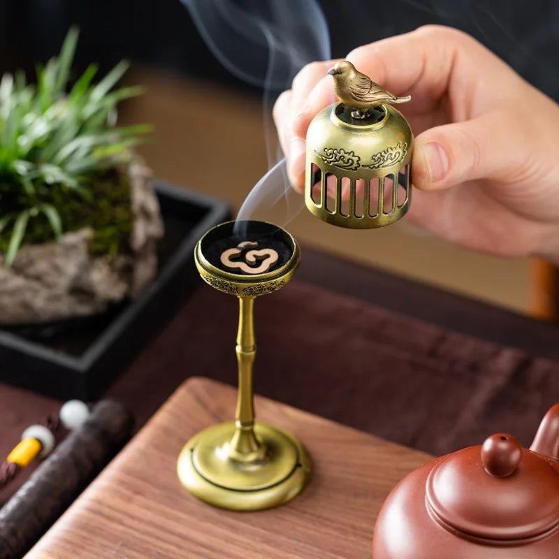 Magpie Lamp Incense Burner and 3 Tubes Mini Natural Disk Incense Set，Includes 3 Scents Agarwood & Goose Pear Tent & Sandalwood Oasis Select