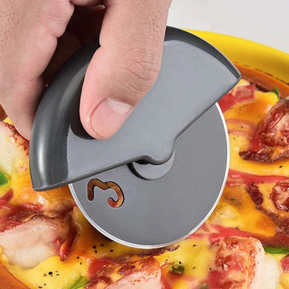 Stainless Steel Pizza Wheel Cutter with Lid – Dough Slicer Pizza Wheel Cutter Oasis Select