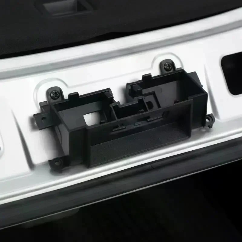 New 90606-1DA0A Tailgate Button Holder Case Base For X-Trail 2008-2013 Fit Replacement Oasis Select