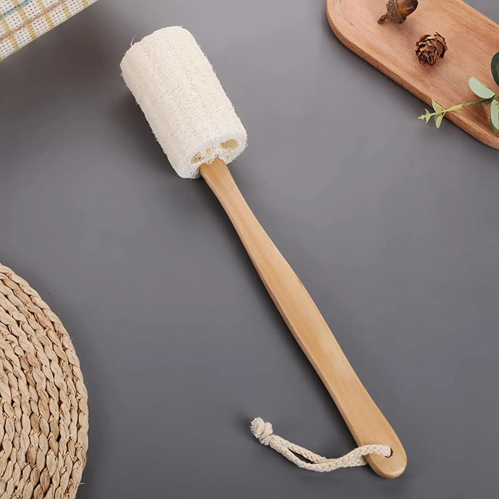 1PC Exfoliating Loofah Bath Brush Loofah Sponge Body Scrubber With Long Wooden Handle Back Brush Skin Care Body Clean Brush Oasis Select