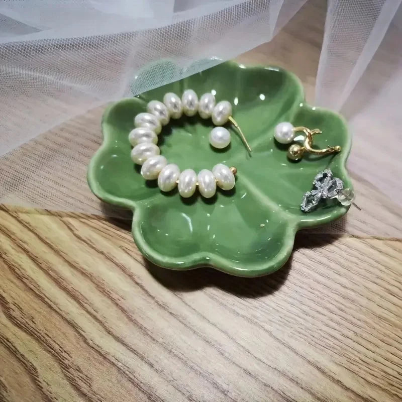 Ceramic Jewelry Tray Tabletop for Cosmetics and Accessories Nordic Style Clover Leaf Storage Box for Wedding Birthday Gifts Oasis Select