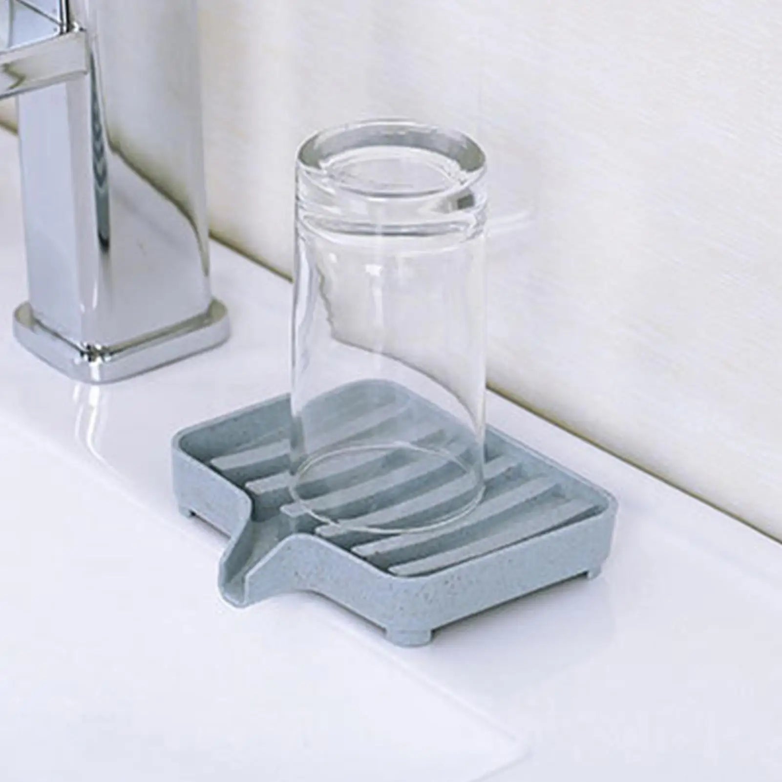 Soap Dish with Drain Soap Tray Shower Soap Storage Bathroom Accessories Multipurpose Household Soap Drain Rack for Bathroom Oasis Select