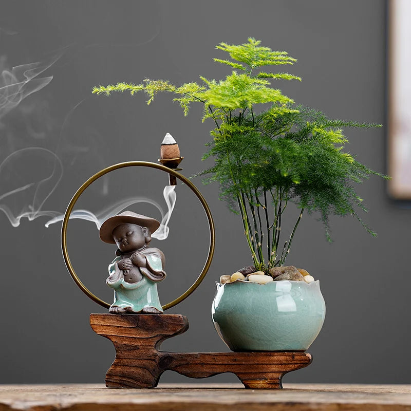 Backflow fragrant new Chinese creative little monk tea table tea table decoration boutique tea ceremony home decoration Oasis Select M 18cm X 17.5cm