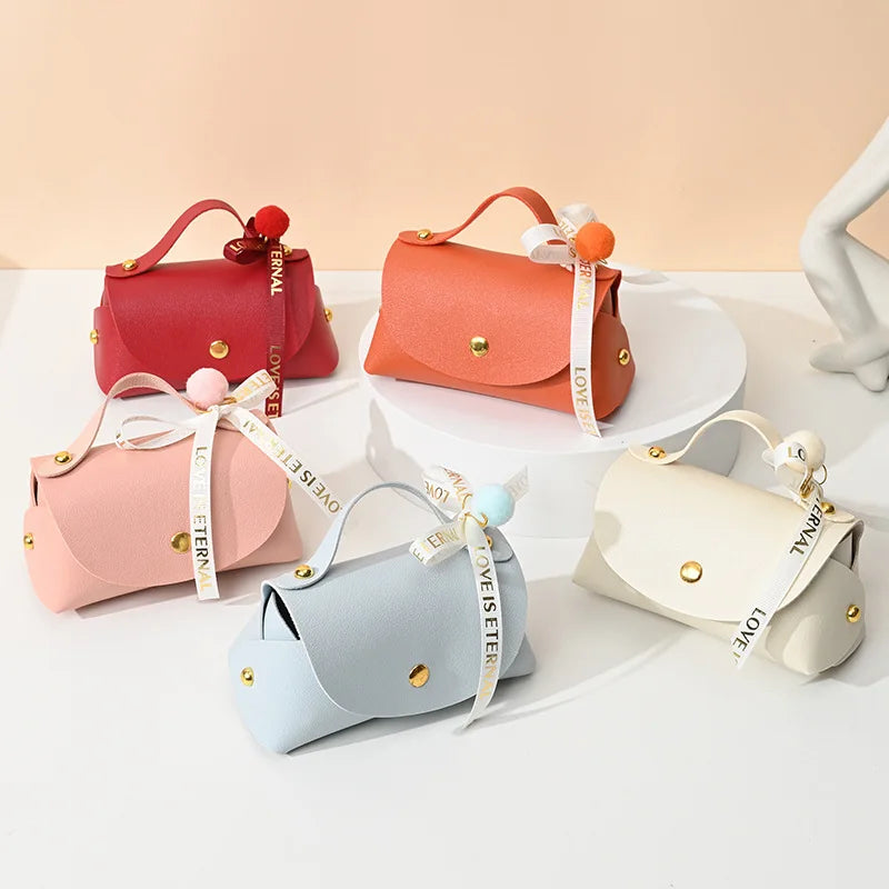 1pcs Leather Gift Bags Bow Ribbon Packaging Bag Wedding Favour Distributions Bags Baby Birth Candy Packaging Box Mini Handbag Oasis Select