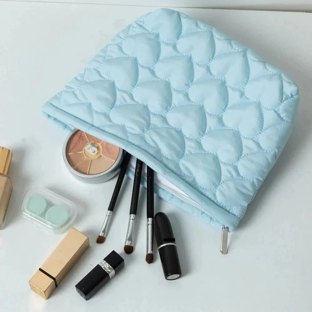 Fashion Korean Large Capacity Cosmetic Bag Women Soild Heart Quilting Handbag Portable Travel Lipstick Makeup Storage Bags Oasis Select