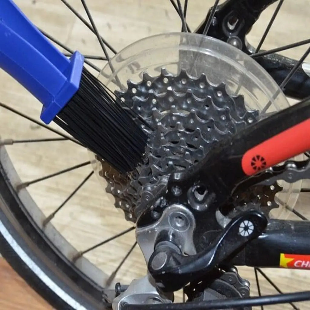 Bike Chain Cleaner Motorcycle Chain Brush Double Ended Nylon Bristles Bike Gear Maintenance Easy Scrub Durable Tool Oasis Select