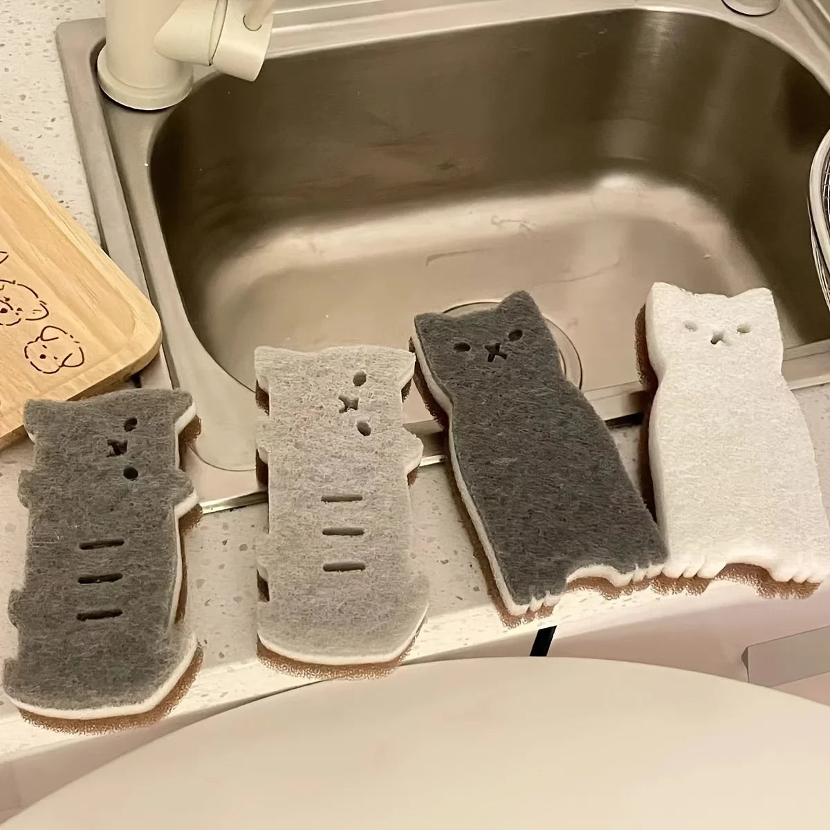 4-piece cute cat shaped kitchen sponge - three-layer design, used for washing dishes and cleaning - essential kitchen tools Oasis Select