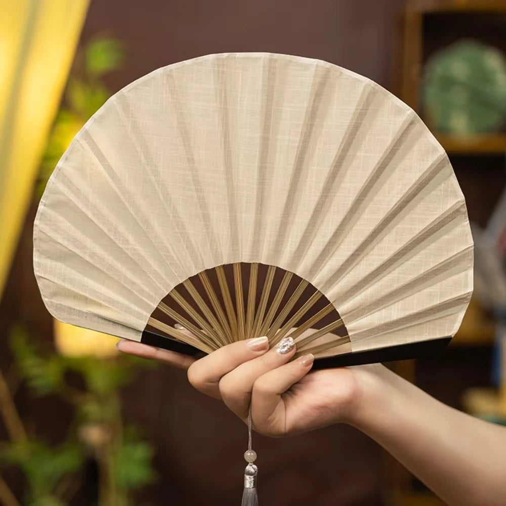 Japanese Style Retro Shell Shaped Fan Silk Cloth Bamboo Folding Fans with Pendant Wedding Hand Fans Solid Color Curved Fanbone Oasis Select E