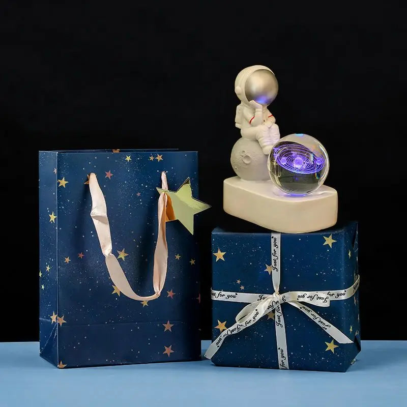 Astronaut Night Light Desktop Small Ornaments Decorative Crystal Ball Birthday Gift for Boys and Girls Decoration Oasis Select