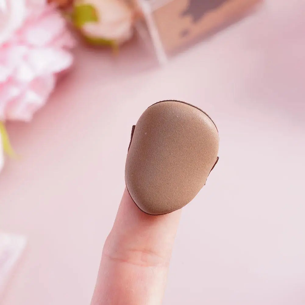 Cute Chocolate Biscuit Makeup Blender Puff Air Cushion Foundation Sponge Loose Powder Puffs Cosmetic Applicator Tool Oasis Select