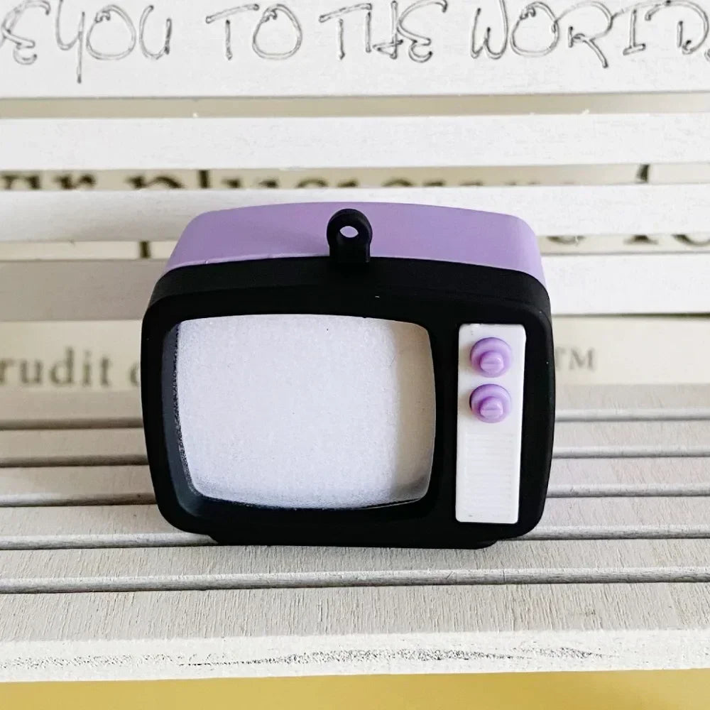 Creative Retro Television Keychain Model Keychain Pendant Creative Children Miniature Television Tv Led Keychain Home Oasis Select Purple