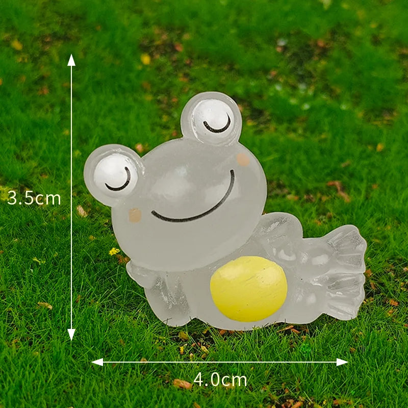 1Pc Mini Fluorescent Little Frog Ornament Miniature Figures Tiny Frog Resin Handicraft Micro Dollhouse Decoration Oasis Select 02